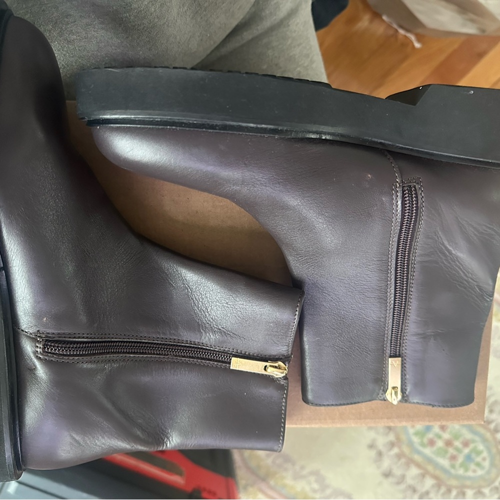 Aquatalia Leather boots size 7.5 brand new in replacement box, retail $590 - Picture 15 of 16